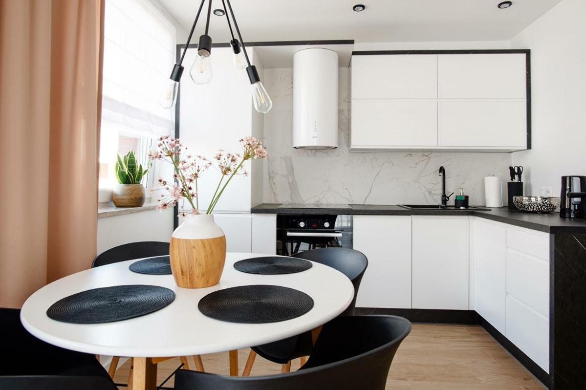 Apartament Przy Plazy / Klifowa 里沃 外观 照片